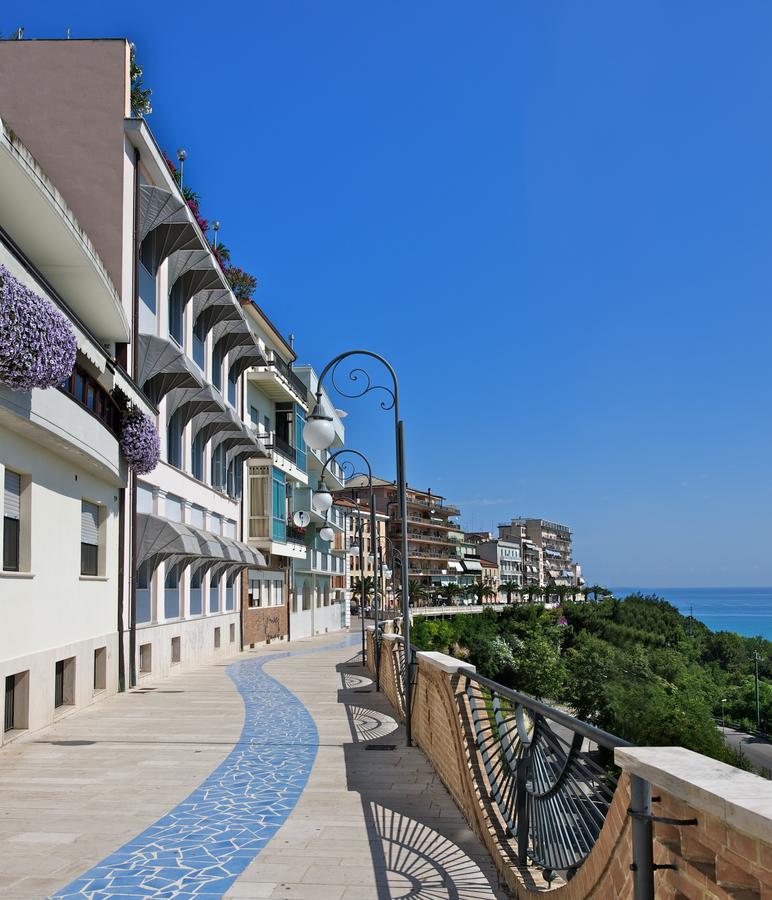 Hotel Ideale Ortona Exterior foto
